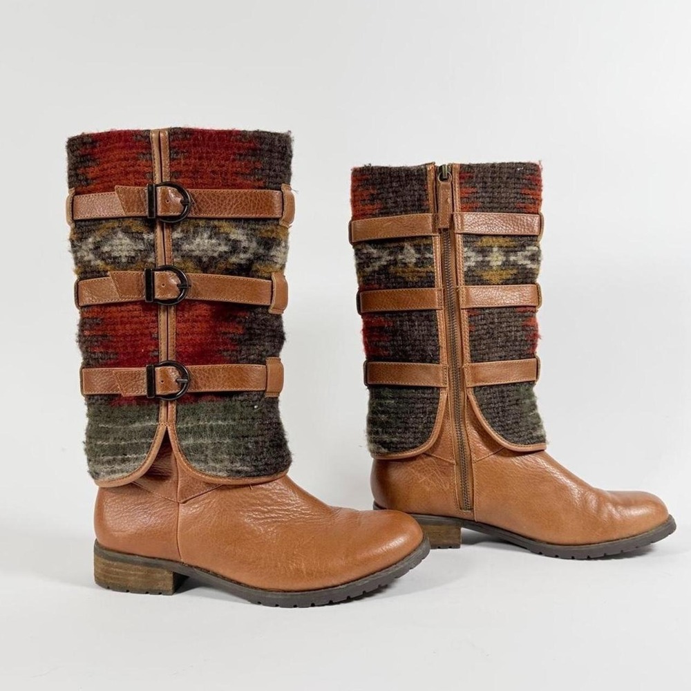 Women's 7.5 Brown Leather Wool Buckle Boots